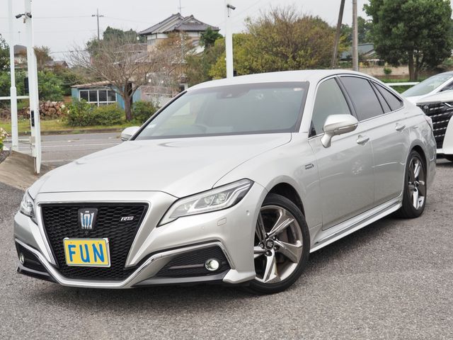 TOYOTA / CROWN sedan hybrid