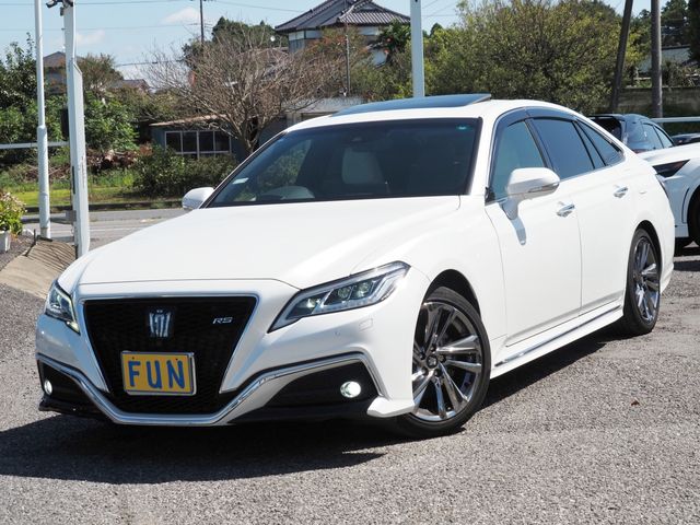 TOYOTA / CROWN sedan hybrid