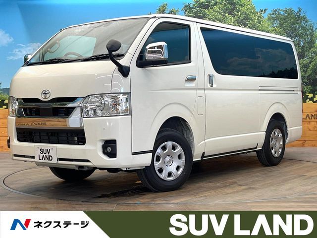 TOYOTA / HIACE van 4WD