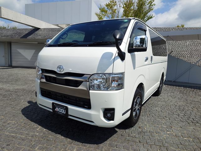 TOYOTA / HIACE van 2WD