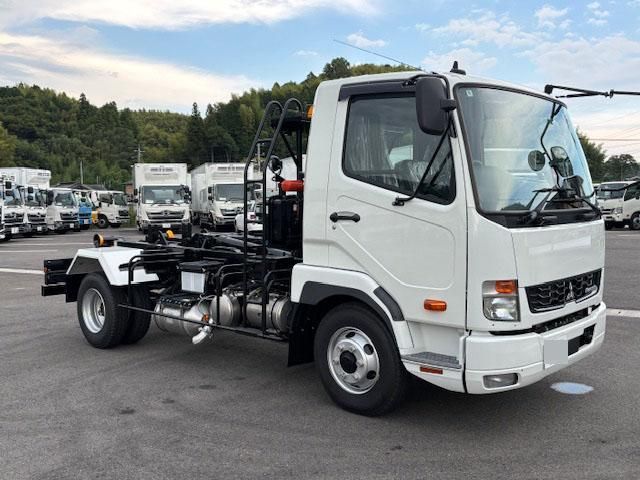 MITSUBISHI FUSOU / FIGHTER