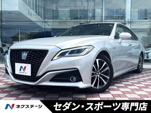 TOYOTA / CROWN sedan hybrid