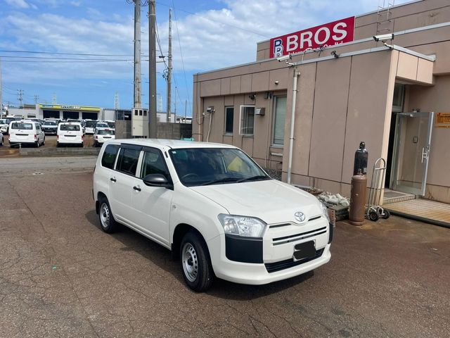 TOYOTA / PROBOX van 4WD