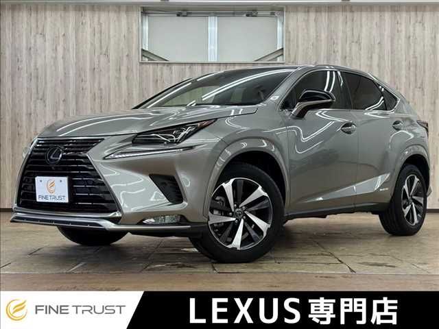 TOYOTA / LEXUS NX300h