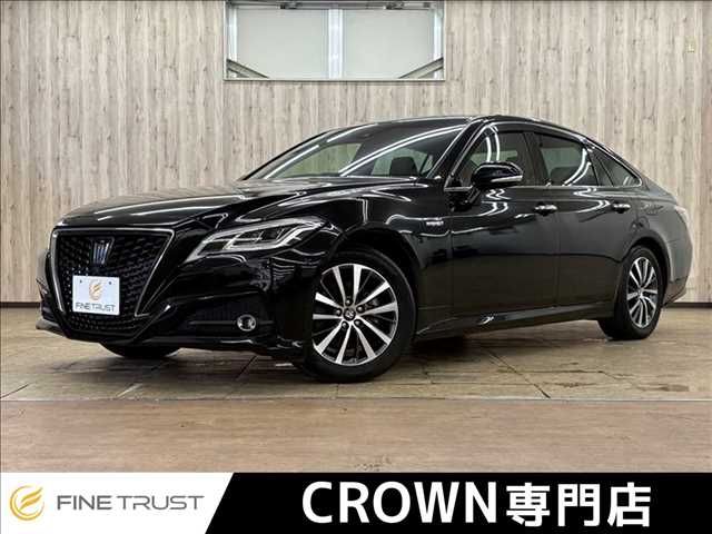 TOYOTA / CROWN sedan hybrid
