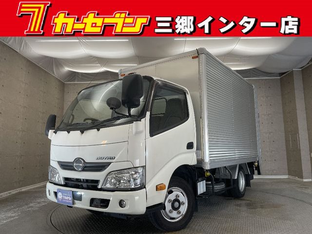 Japanese used car Ref# 1392069 HINO / DUTRO