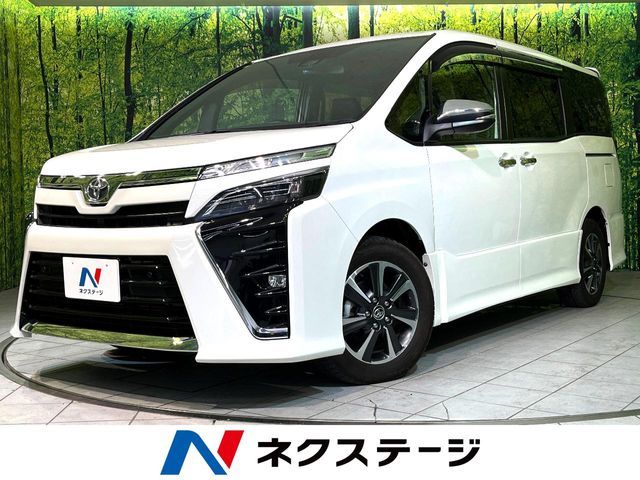 TOYOTA / VOXY