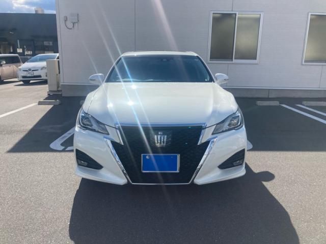 TOYOTA / CROWN sedan hybrid