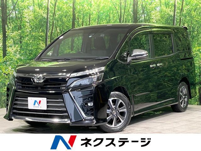 TOYOTA / VOXY