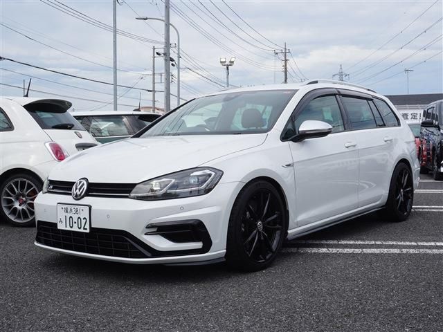 VOLKSWAGEN / VOLKSWAGEN GOLF R VARIANT