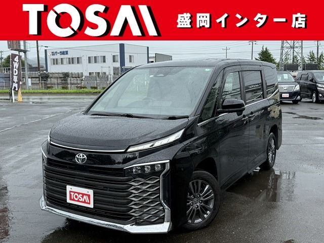 TOYOTA / VOXY 4WD