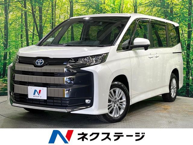 TOYOTA / NOAH HYBRID 4WD