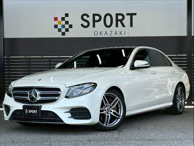 MERCEDES BENZ / MERCEDES BENZ E class sedan