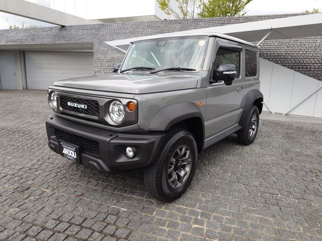 SUZUKI / JIMNY SIERRA