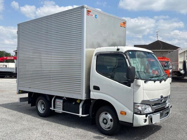 HINO / DUTRO