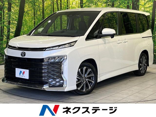TOYOTA / VOXY