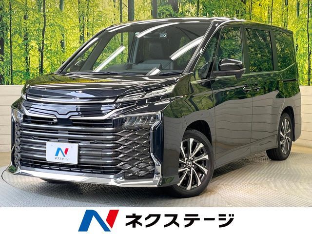 TOYOTA / VOXY HYBRID