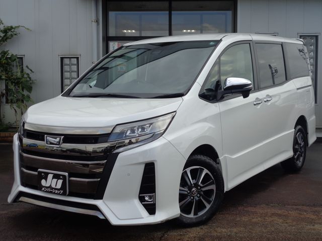 TOYOTA / NOAH 4WD