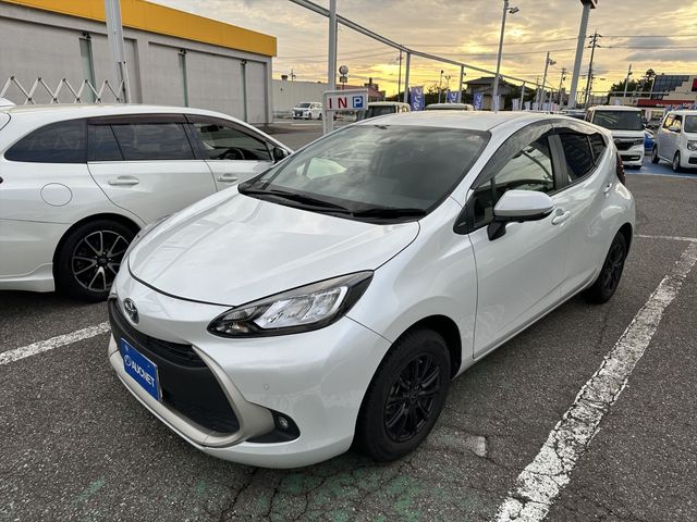 TOYOTA / AQUA