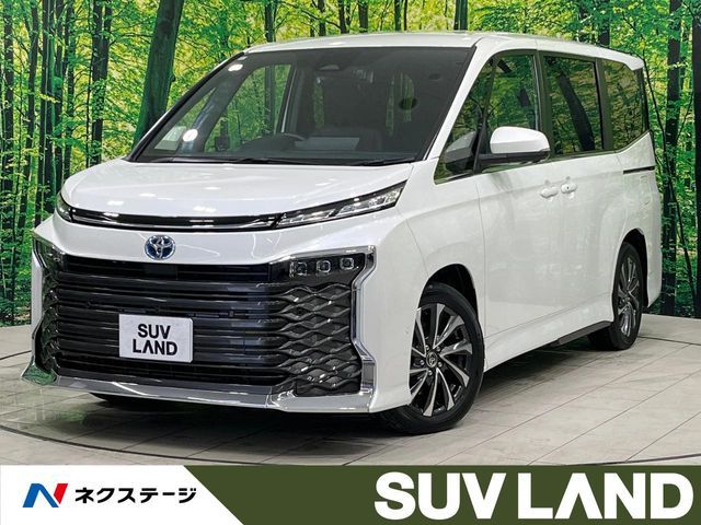 TOYOTA / VOXY HYBRID