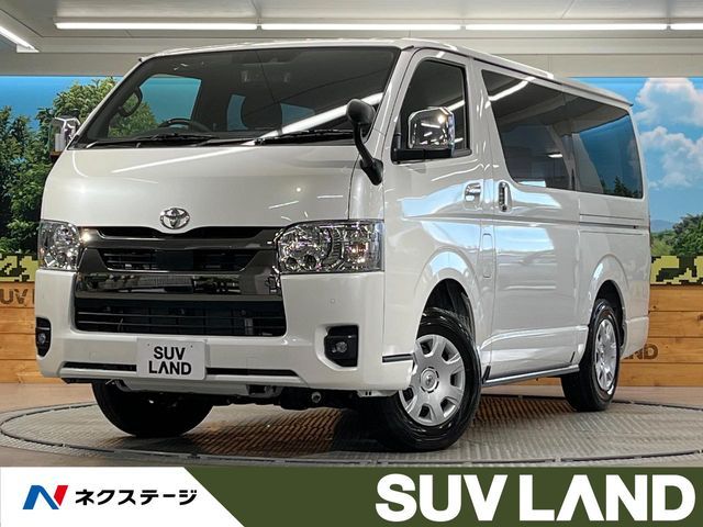 TOYOTA / HIACE van 4WD