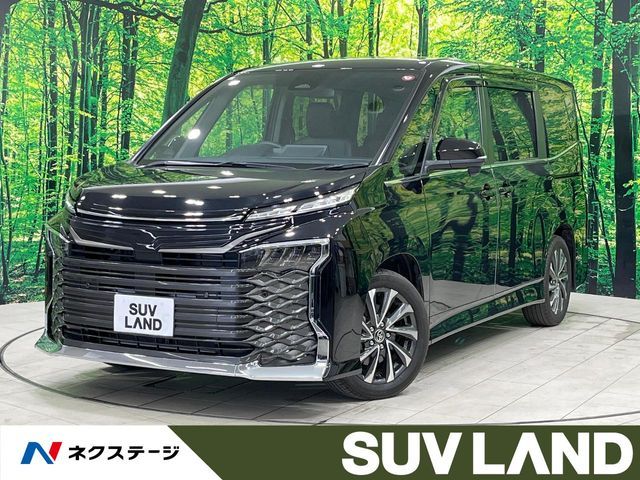 TOYOTA / VOXY HYBRID