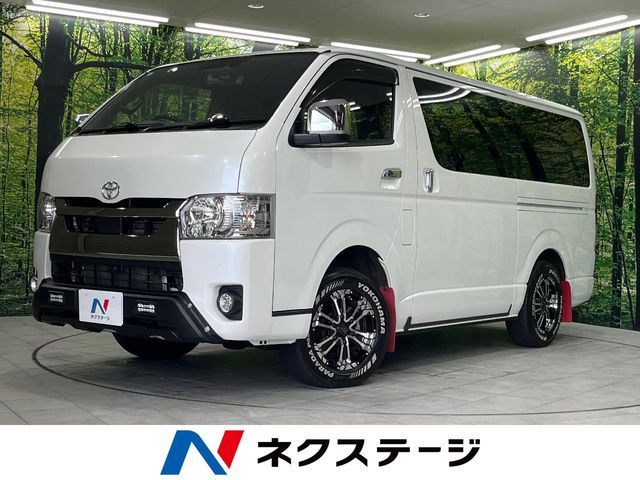 TOYOTA / HIACE van 4WD