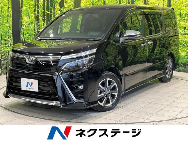 TOYOTA / VOXY