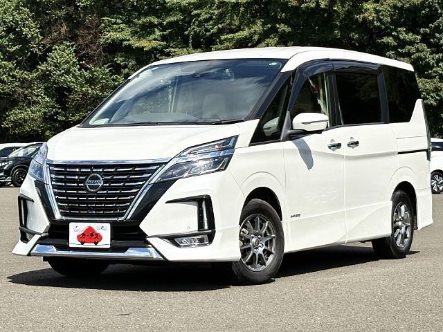 NISSAN / SERENA  S-HYBRID 4WD