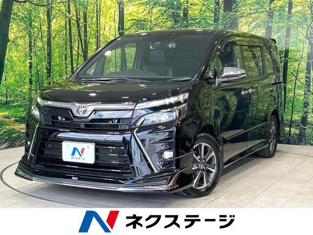 TOYOTA / VOXY