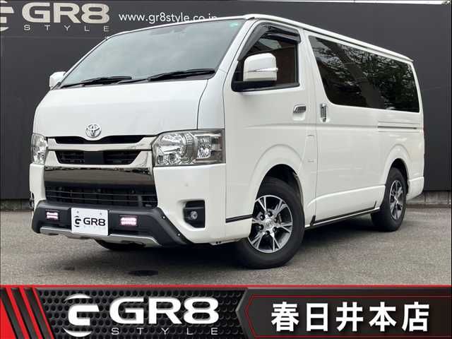 TOYOTA / HIACE van 4WD