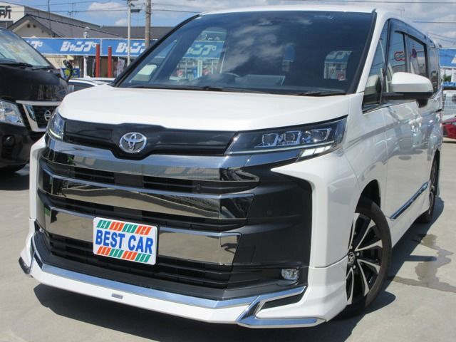 TOYOTA / NOAH