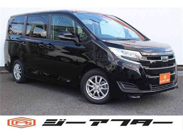 TOYOTA / NOAH