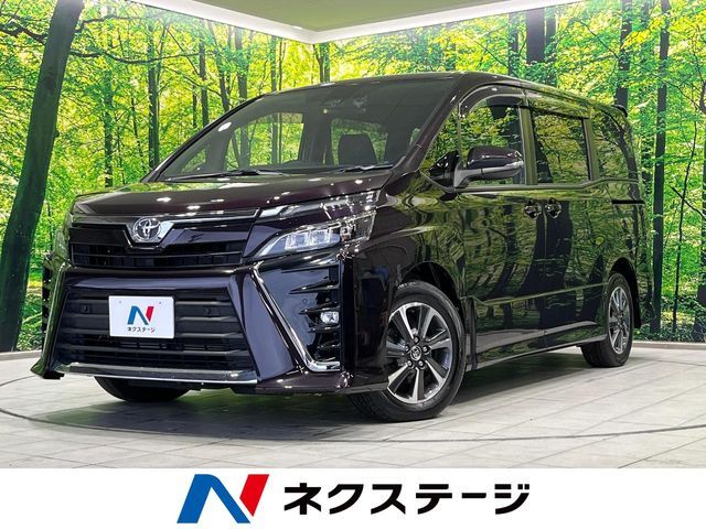 TOYOTA / VOXY