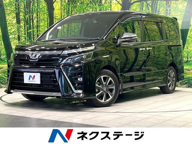 TOYOTA / VOXY