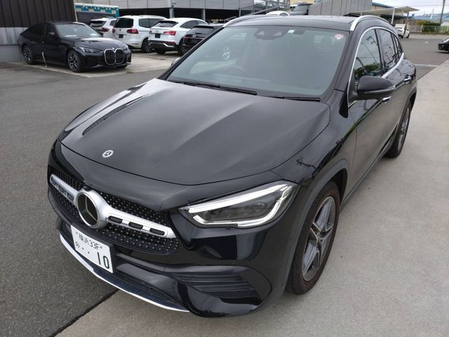 MERCEDES BENZ / MERCEDES BENZ GLA class