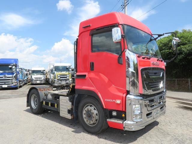 ISUZU / GIGA