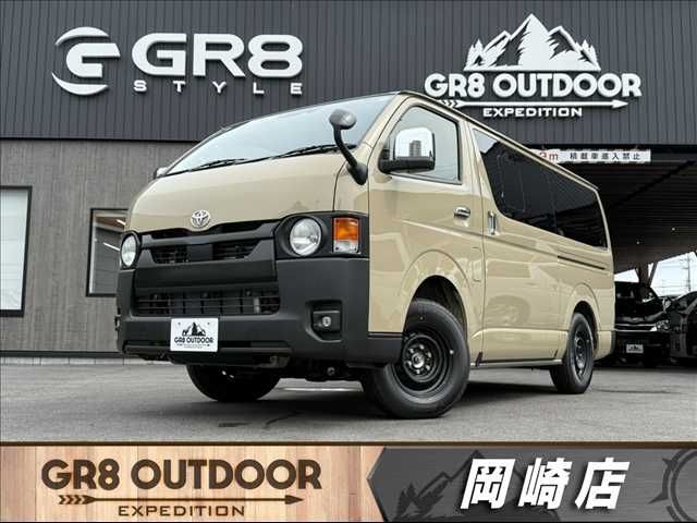 TOYOTA / HIACE van 4WD