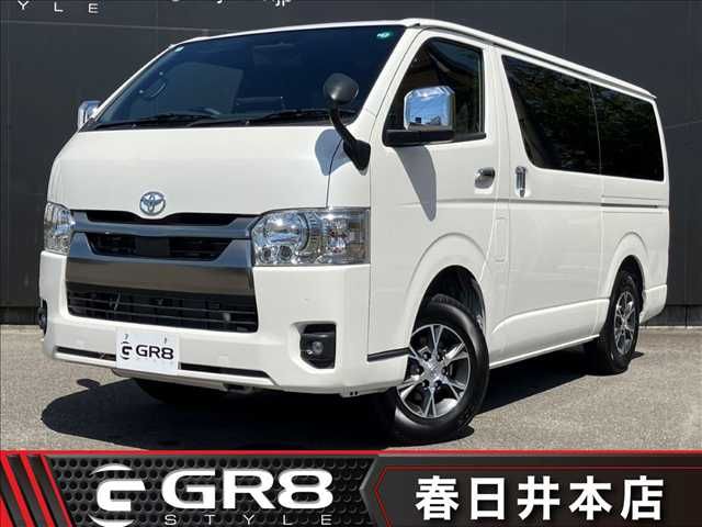 TOYOTA / HIACE van 4WD