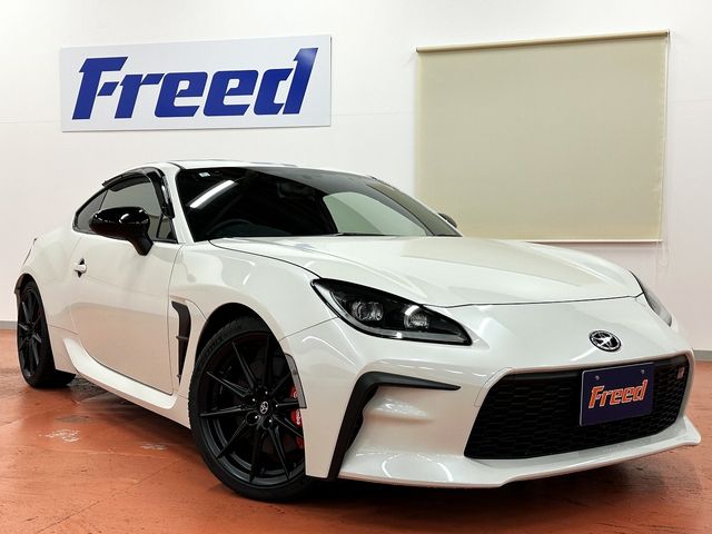 TOYOTA / GR86
