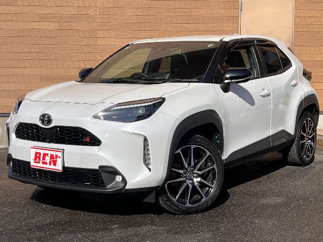 TOYOTA / YARIS CROSS HYBRID