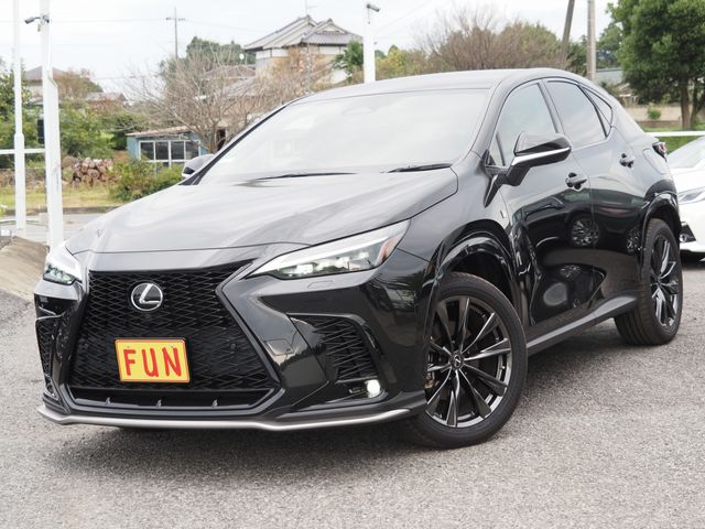 TOYOTA / LEXUS NX450h+ AWD