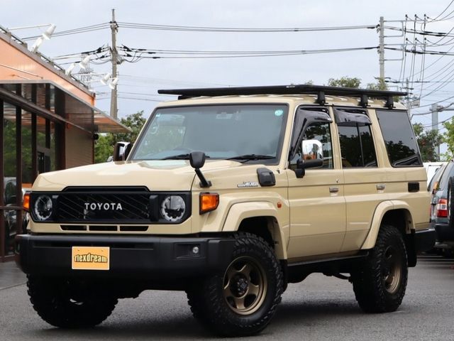 TOYOTA / LANDCRUISER 70