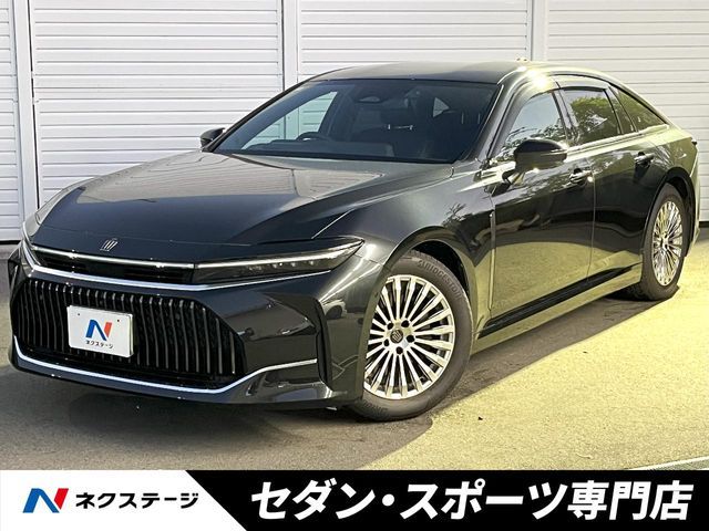 TOYOTA / CROWN sedan hybrid