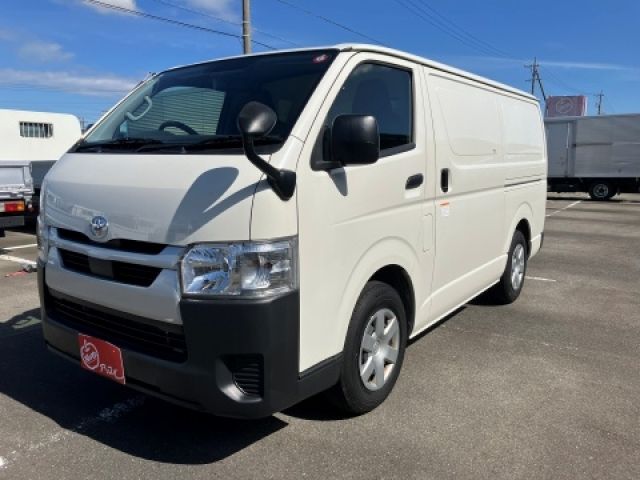 TOYOTA / HIACE van 2WD