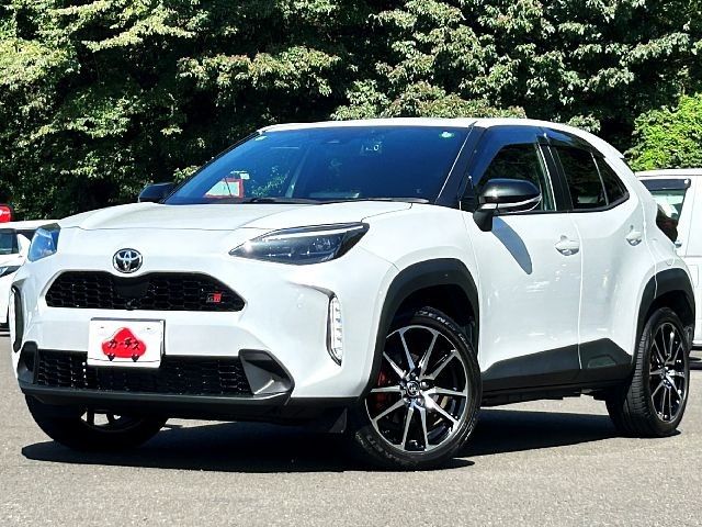 TOYOTA / YARIS CROSS HYBRID