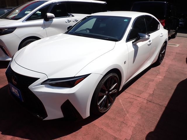 TOYOTA / LEXUS IS300