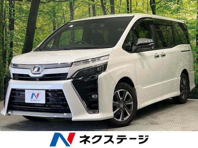 TOYOTA / VOXY
