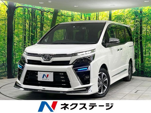 TOYOTA / VOXY