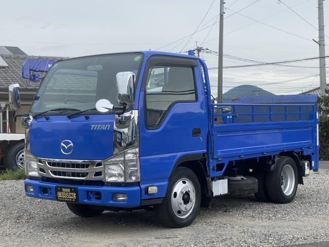 MAZDA / TITAN
